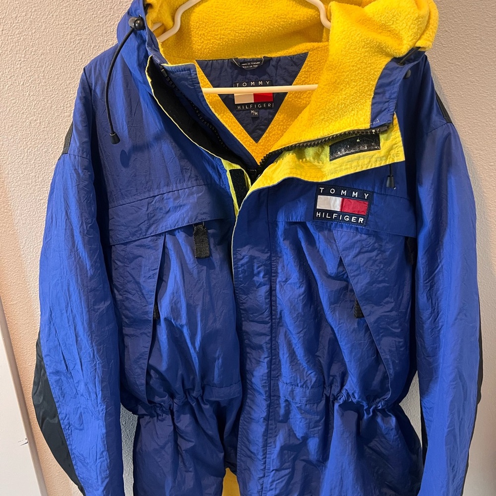 Vintage Tommy Hilfiger ski jacket